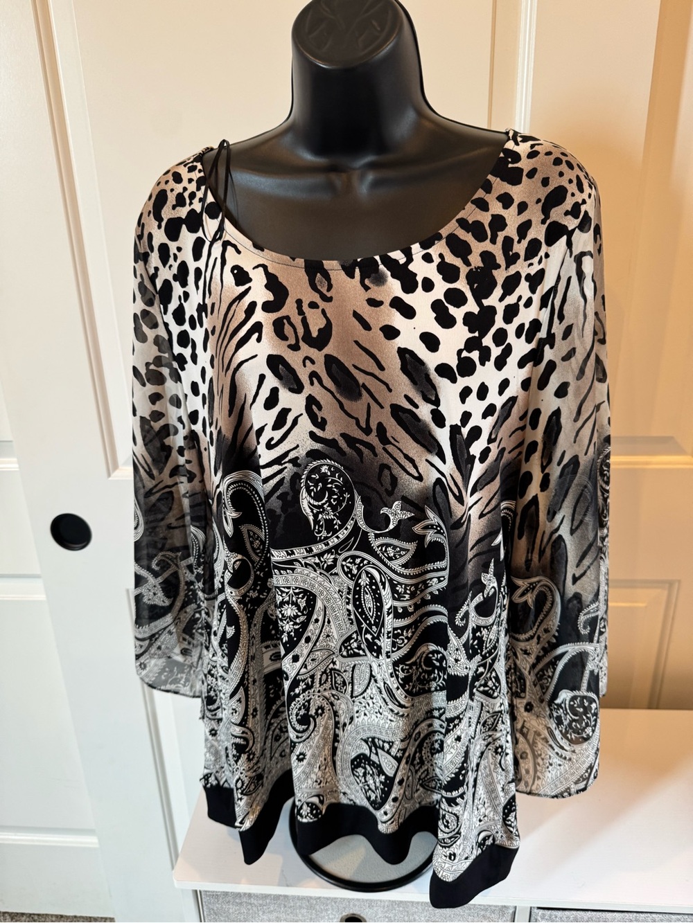 Style & Co. Black and White Animal & Paisley Scoop Neck Tunic